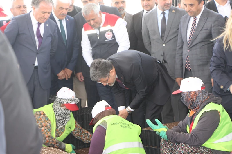 Bakan Yumaklı: Bu yıl 3 milyon, gelecek yıl ise 6 milyon tuz çalısı üretmiş olacağız