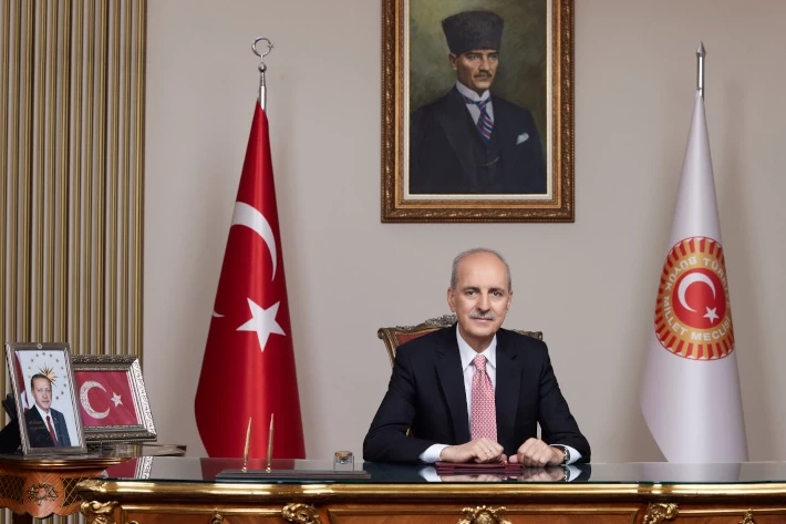 Kurtulmuş, Papa