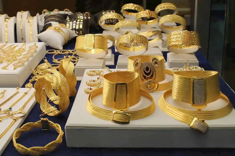 Altın frene bastı: Rekorların ardından geri çekilme başladı