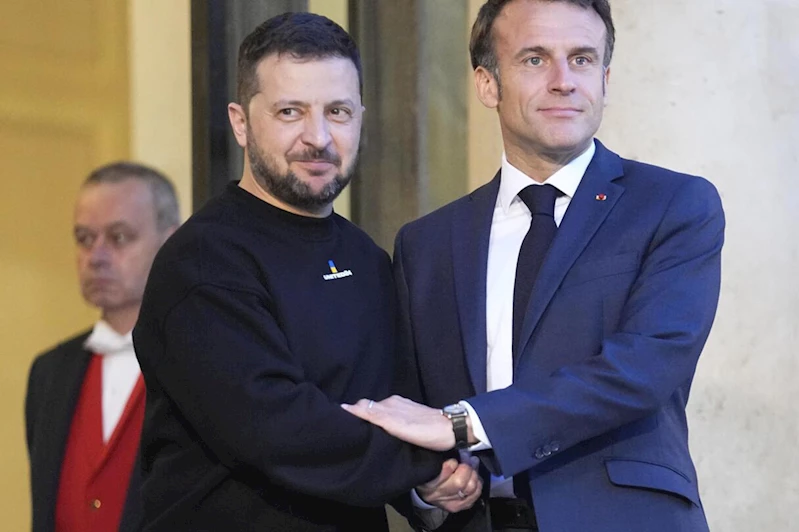 Macron ve Zelenskiy ateşkesi görüştü