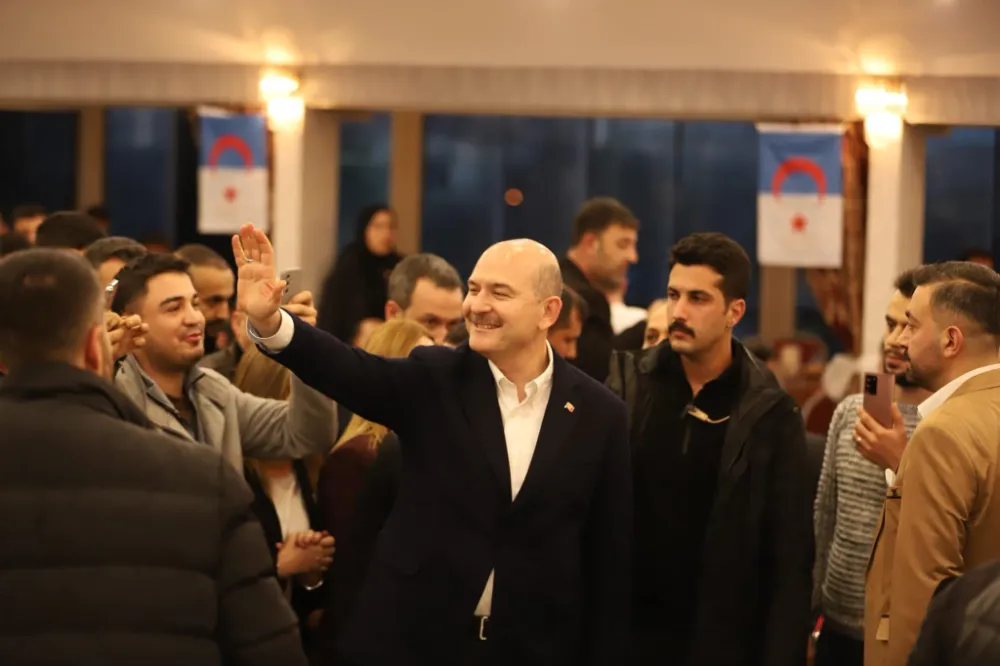 Devlet Aklının Temsilcisi, Milletin Adamı