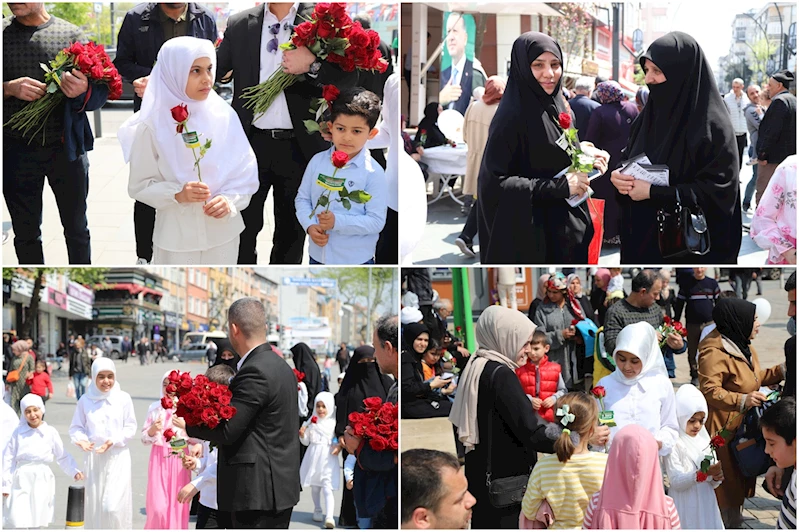 İstanbul halkı dağıtılan güllerle 