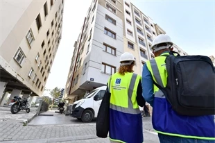 Bornova’da 2 bin 830 Bayraklı’da 1014 yapı için hayati karar