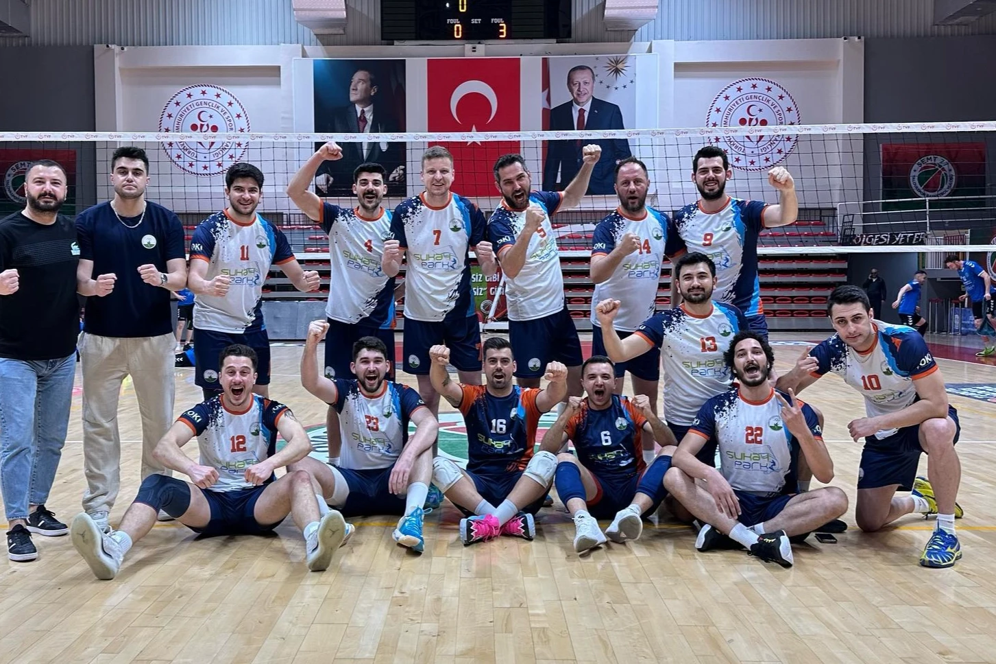 Bursa Osmangazi Belediyespor Erkekler Voleybol 2. Ligi’ne yükseldi