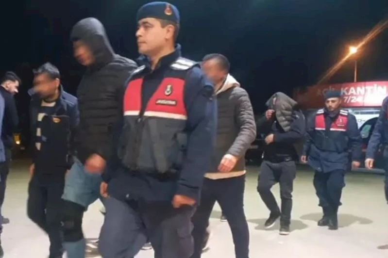 İnegöl’de bağ evine uyuşturucu operasyonunda 8 kişi gözaltına alındı