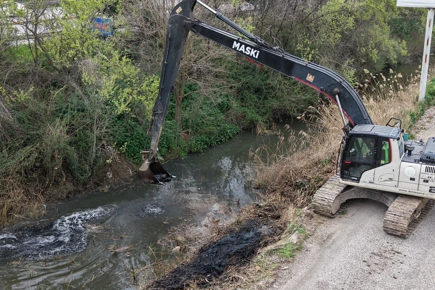 Güzelköy Deresi’nde hummalı çalışma