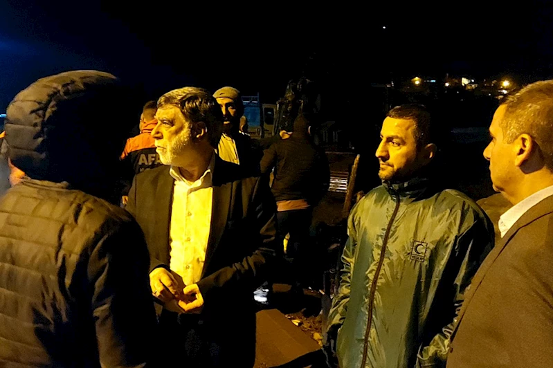 HÜDA PAR yetkililerinden Bingöl’deki sel mağdurlarına ziyaret