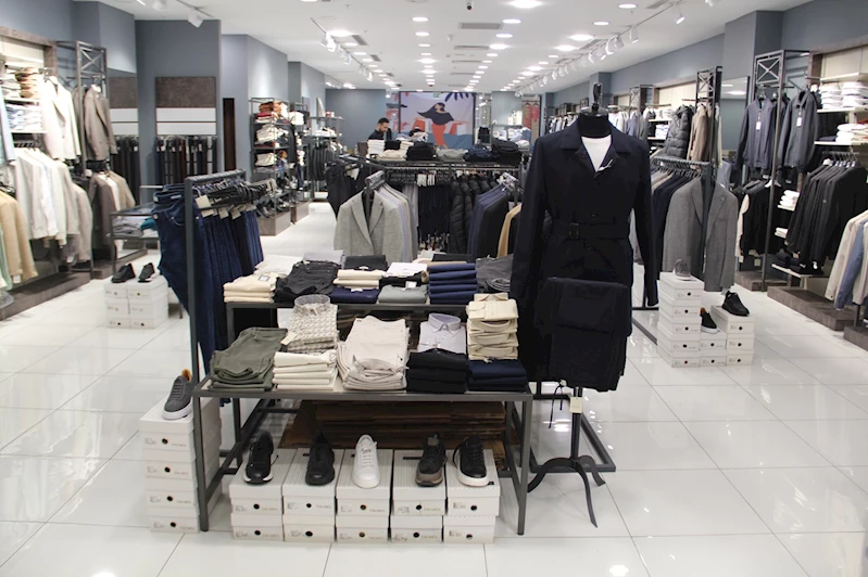 Ramazan Bayramı satışından memnun olan esnaf, taksit kısıtlamalarından şikayetçi