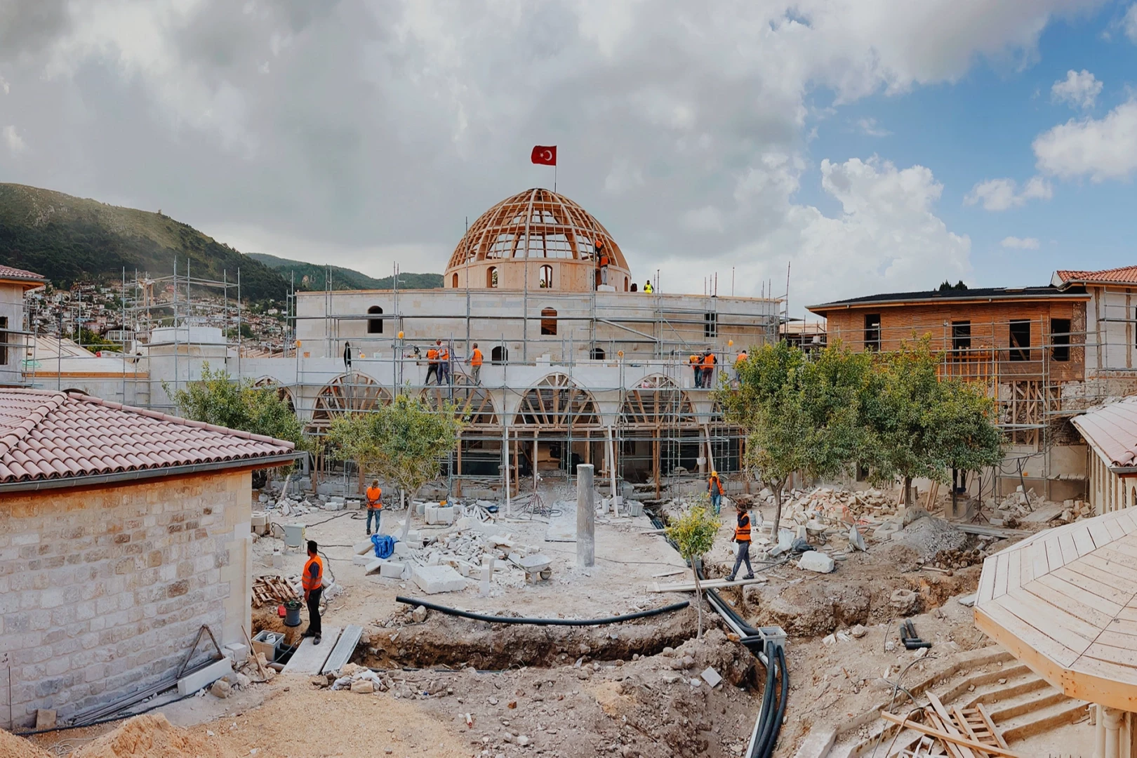 Anadolu’nun ilk camisi ayağa kalkıyor