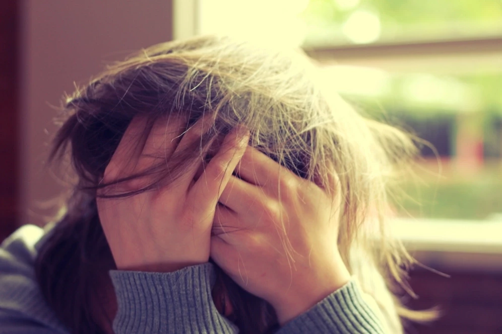 Kronik uykusuzluk öğrenmeyi güçleştirip, hafıza problemlerine yol açabiliyor!