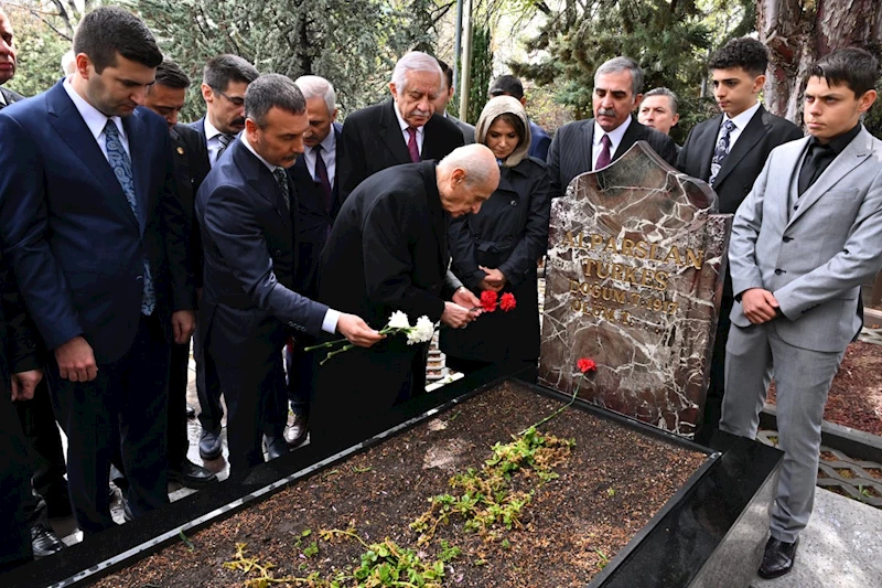 Bahçeli 66 gün sonra mesaiye başladı: Türkeş’i andı, vakıf açılışına katıldı 