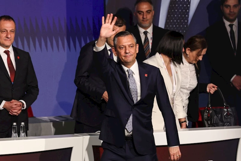 CHP’nin 21. Olağanüstü Kurultayı: Özgür Özel yeniden genel başkan seçildi 