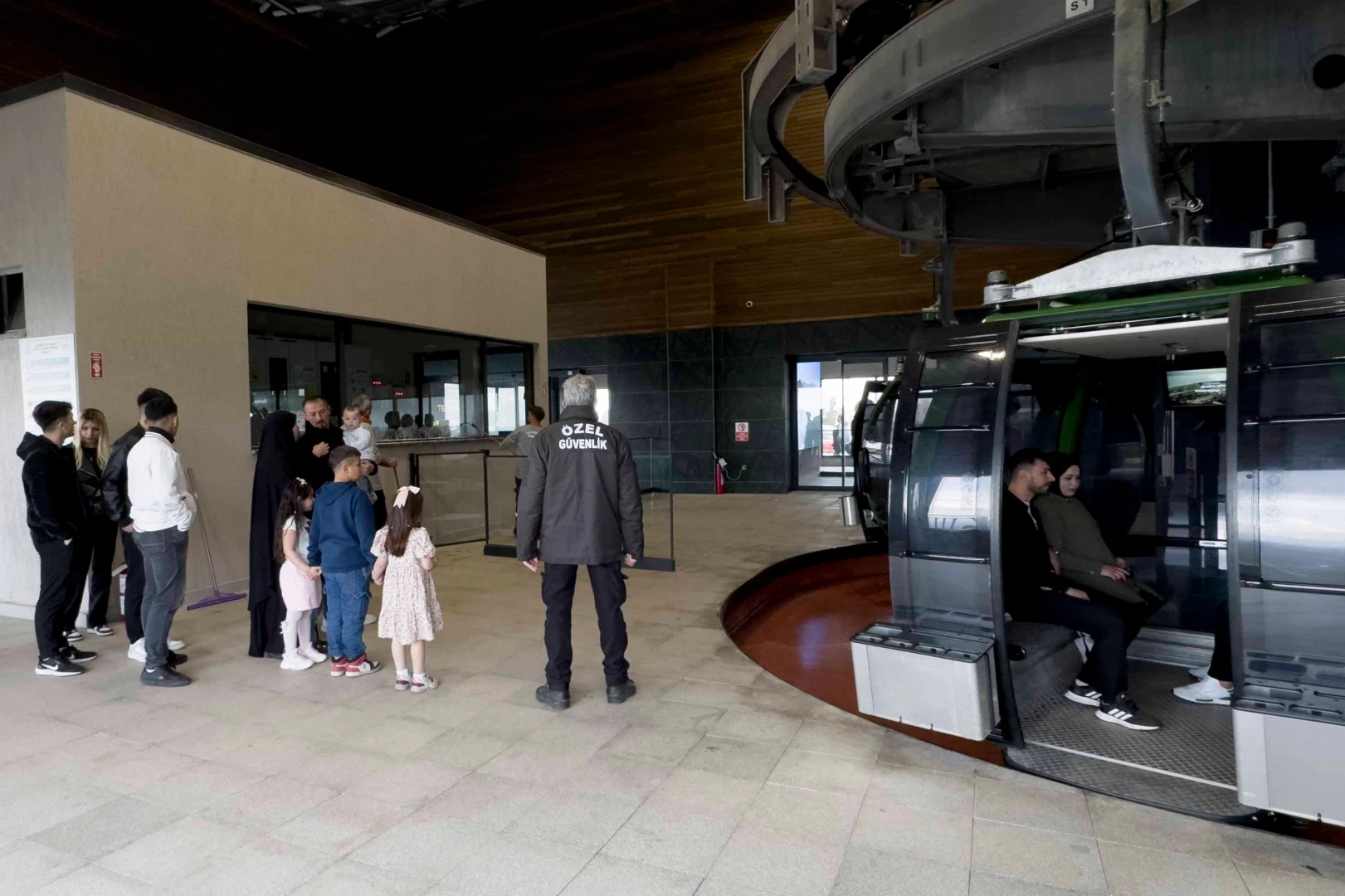 Kartepe Teleferik bayram tatilinde yoğun ilgi gördü