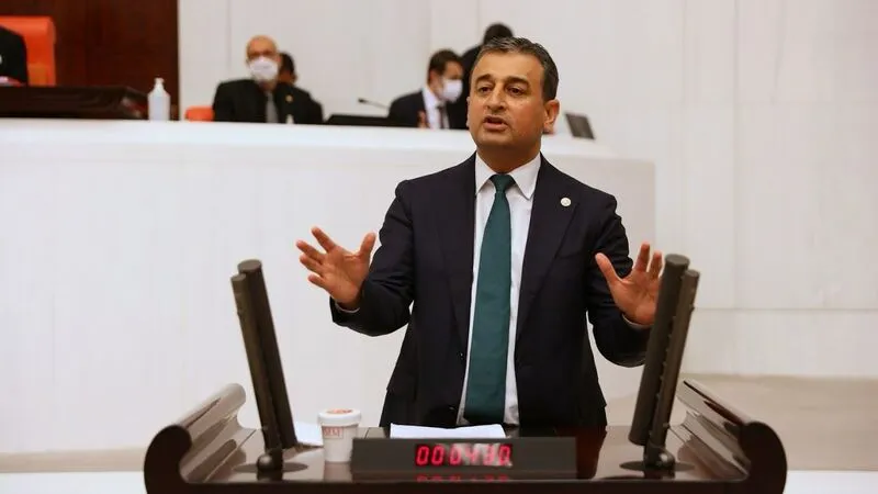 Burhanettin Bulut: “Vatandaştan Alınan TRT Bandrol Ücreti Kaldırılsın”