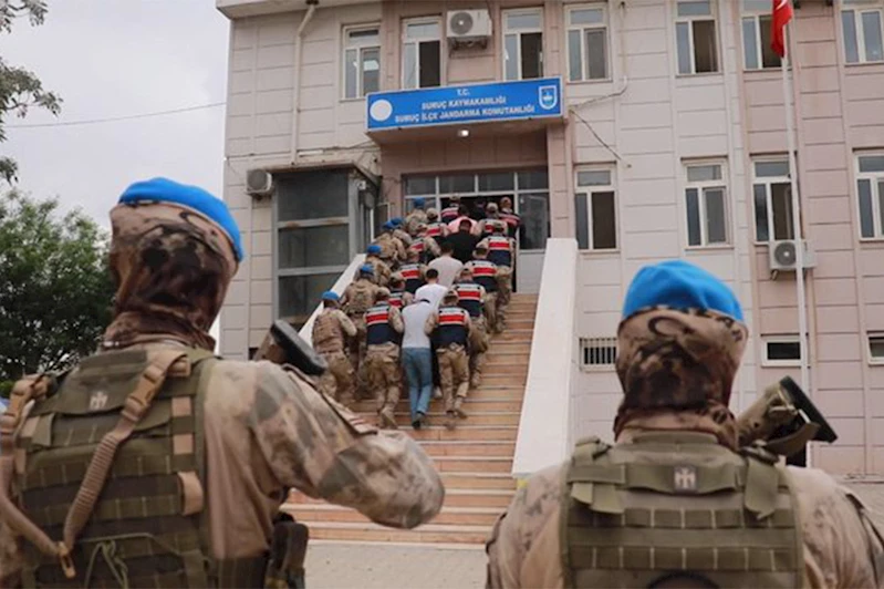 Şanlıurfa merkezli sağlık raporu soruşturmasında 11 kişi tutuklandı