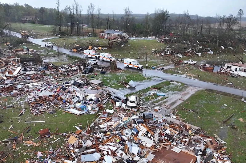 ABD’yi fırtına vurdu: 6 ölü