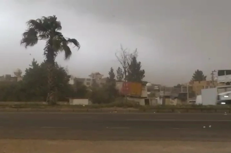 Mardin’de şiddetli fırtına etkili oldu