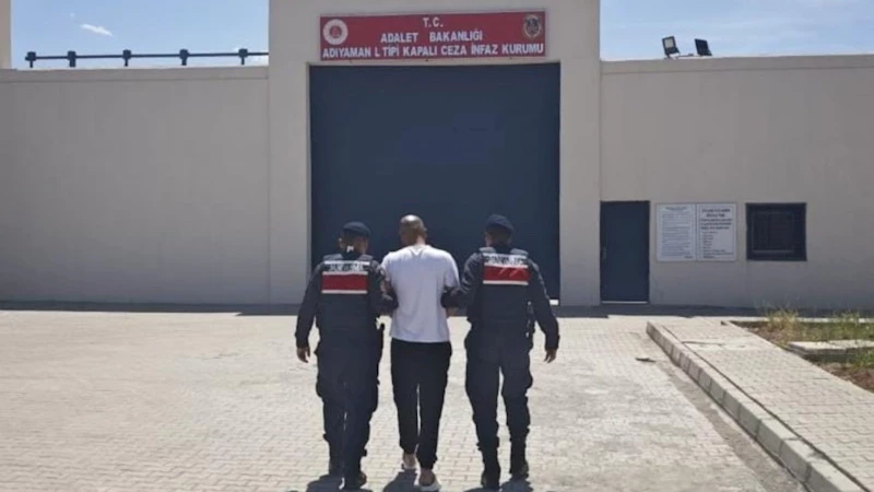 Adıyaman’da kesinleşmiş hapis cezası bulunan 2 kişi Jandarma tarafından yakalandı 