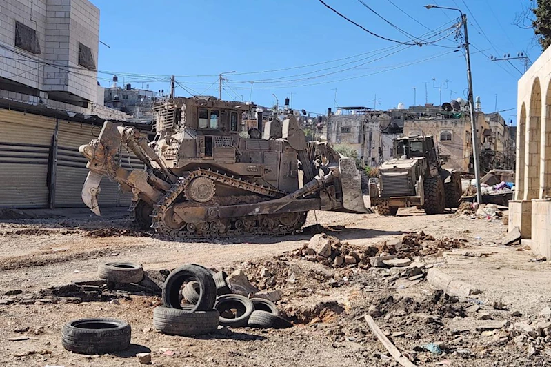 Tulkerem ve Nur Şems Mülteci Kampı