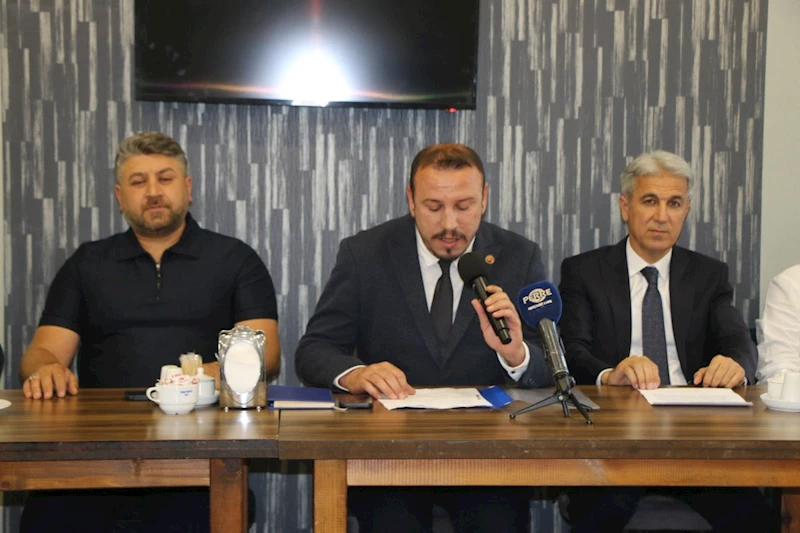 Yeniden Refah’ta toplu istifa: Belediye başkan adayı Atalay ve Meclis üyesi İzci partiden ayrıldı  - Videolu Haber