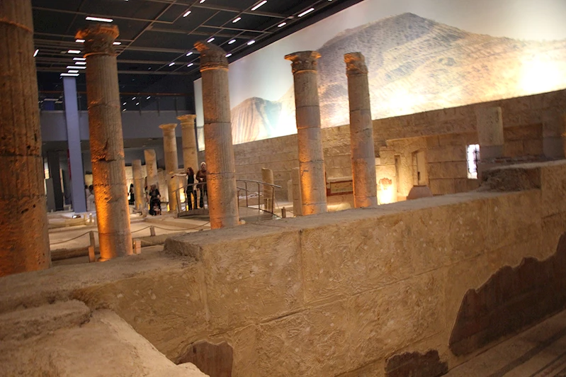 Zeugma Mozaik Müzesi 33 yeni esere kavuştu