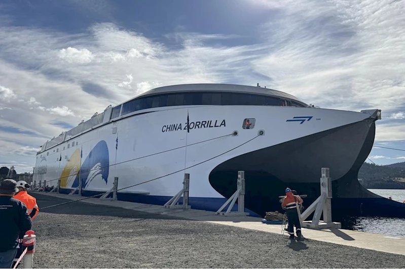 Dünyanın en büyük batarya ile çalışan gemisi hizmete sunuldu