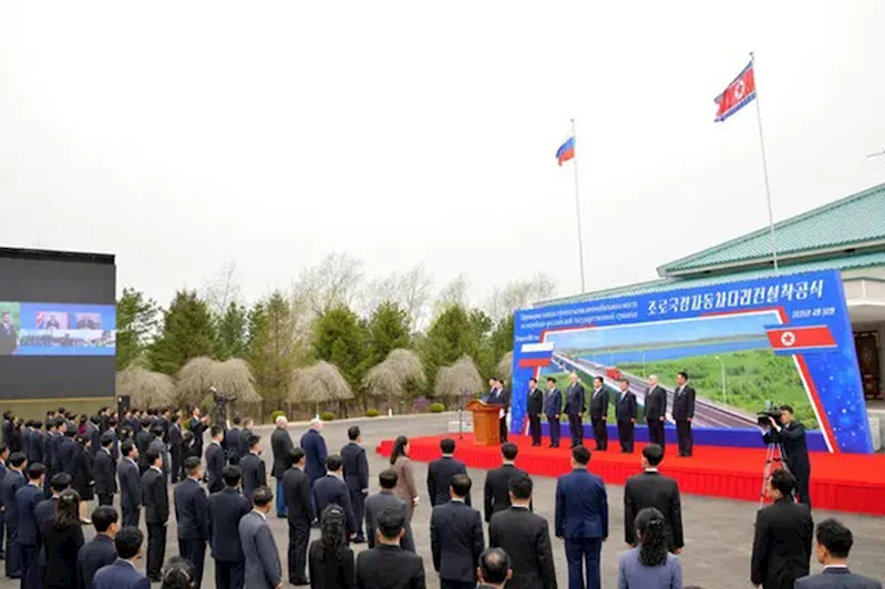 Rusya ve Kuzey Kore arasında Tumen Nehri üzerinde köprü inşasına başlandı