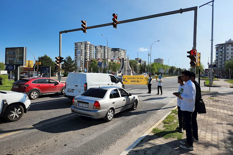 Elazığlı gençlerden 