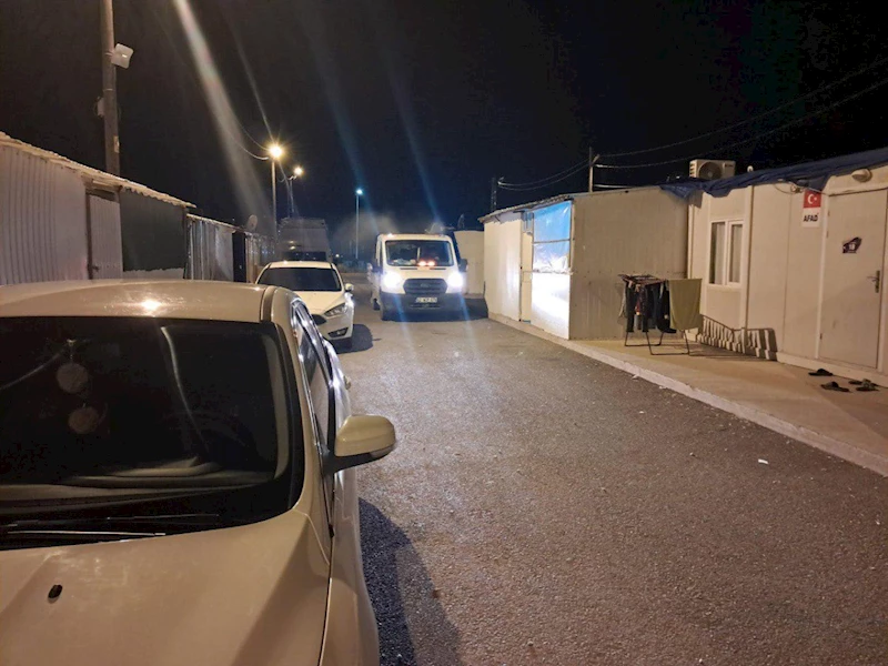 Adıyaman Belediyesinden sinek ve haşereye karşı gece mesaisi  - Videolu Haber