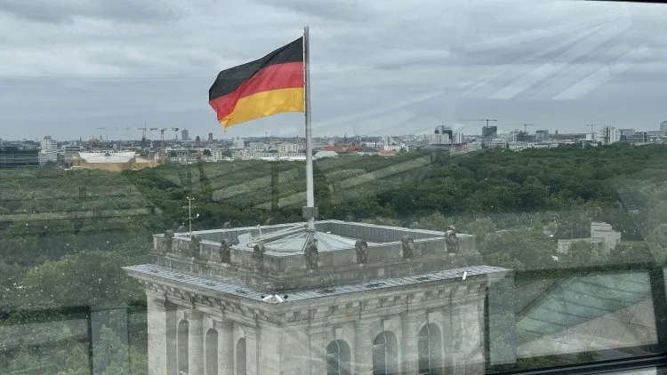 Berlin  “Sınırlar Aşıldı, Artık Anlamıyorum”