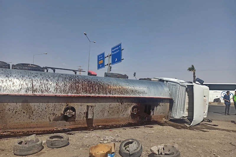 Cizre’de tanker devrildi