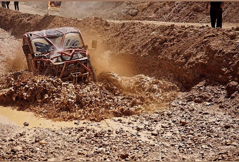 Off-road tutkunları Elbistan’da ‘Deprem Şehitleri İçin Buluştu’  - Videolu Haber
