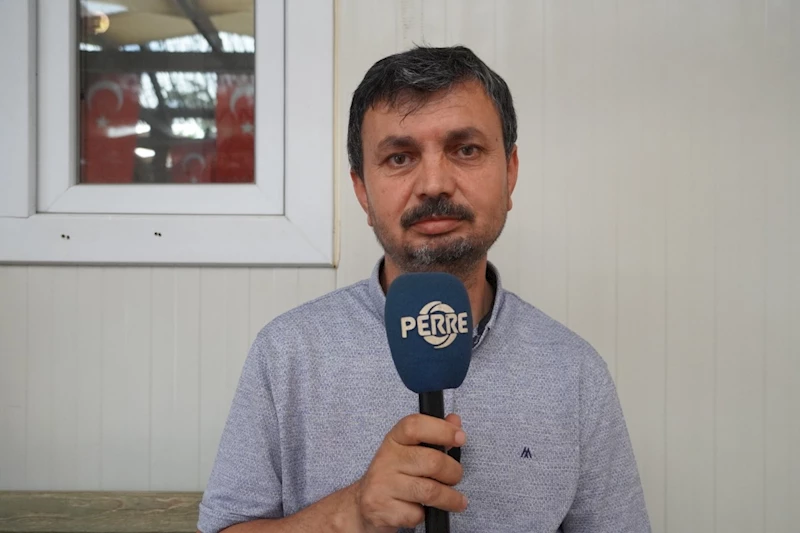 Hamza Çelenk’in ‘Kırmızı Kar’ kitabı okuyucuyla buluştu: 6 Şubat’ın yankısı edebiyata taşındı  - Videolu Haber