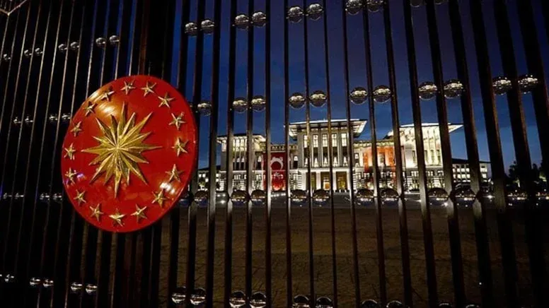 AKP Anayasa için tuşa bastı