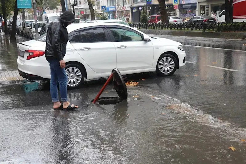 Meteorolojiden kuvvetli yağış uyarısı