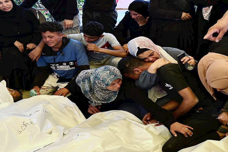 Gazze’de soykırım aralıksız sürüyor: 38 şehit, onlarca yaralı