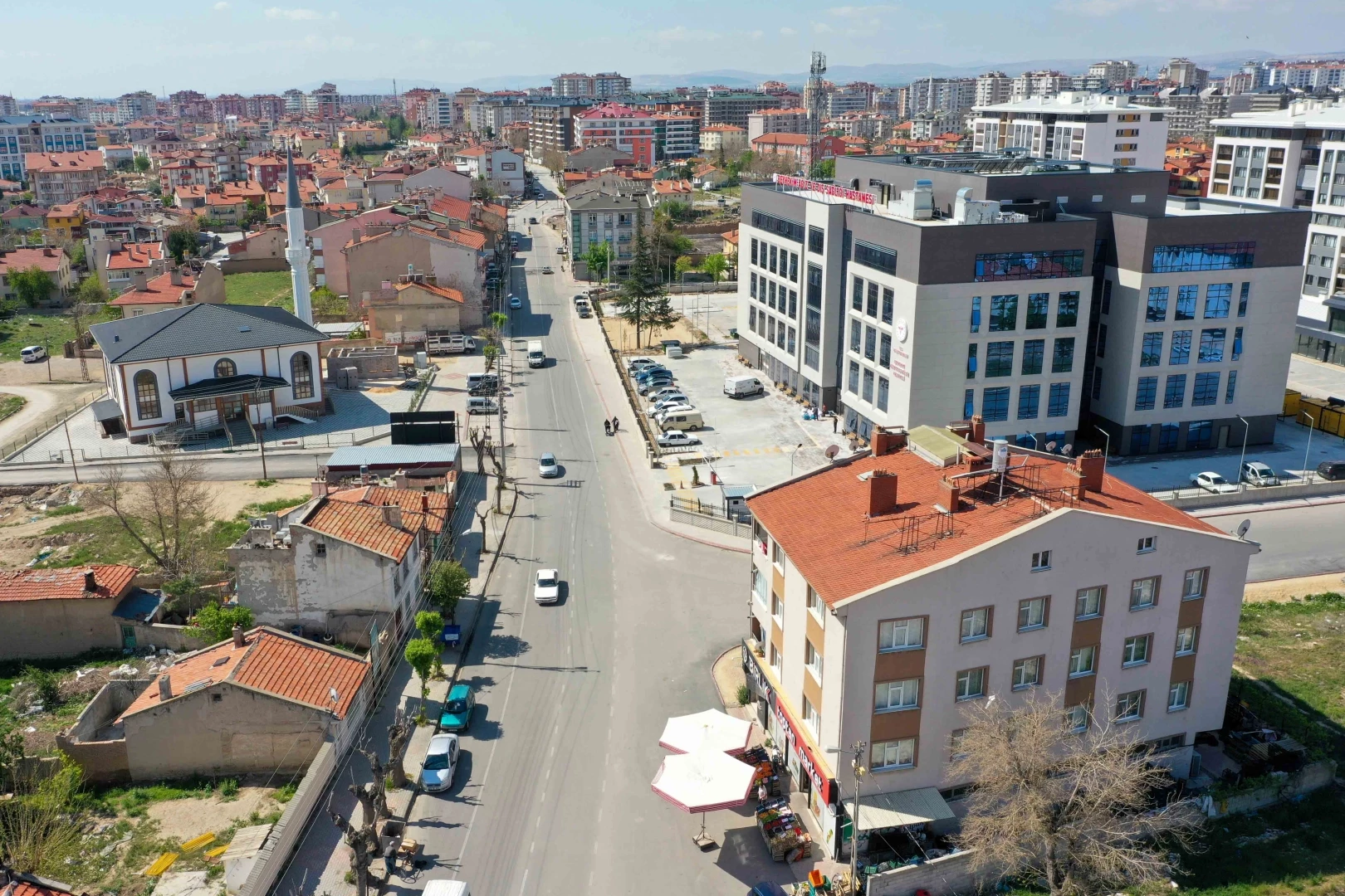 Konya Meram’da yol genişletme çalışmalarına devam