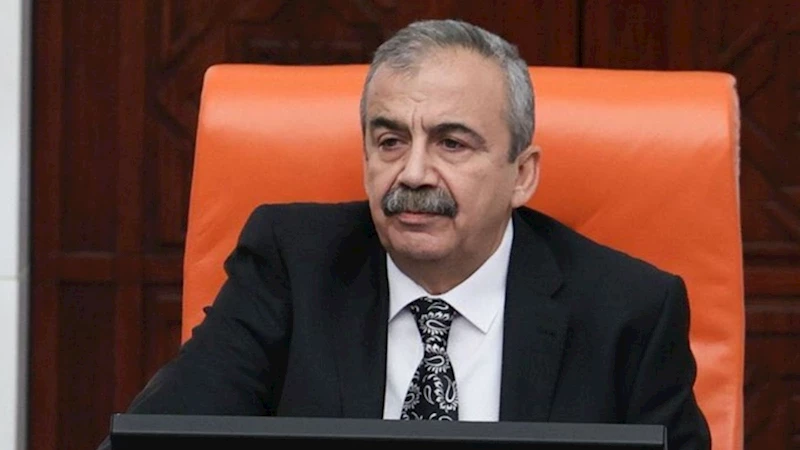 TBMM Başkanvekili Sırrı Süreyya Önder hayatını kaybetti 