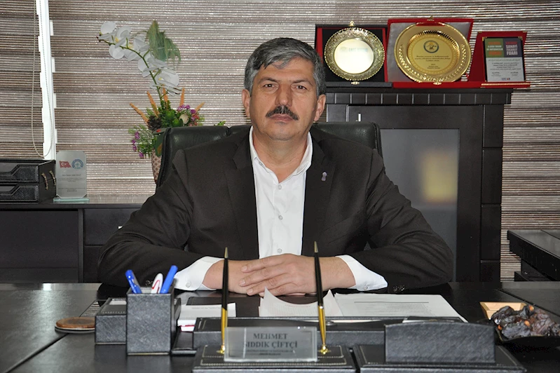 Genç çiftlere büyük destek: Batman