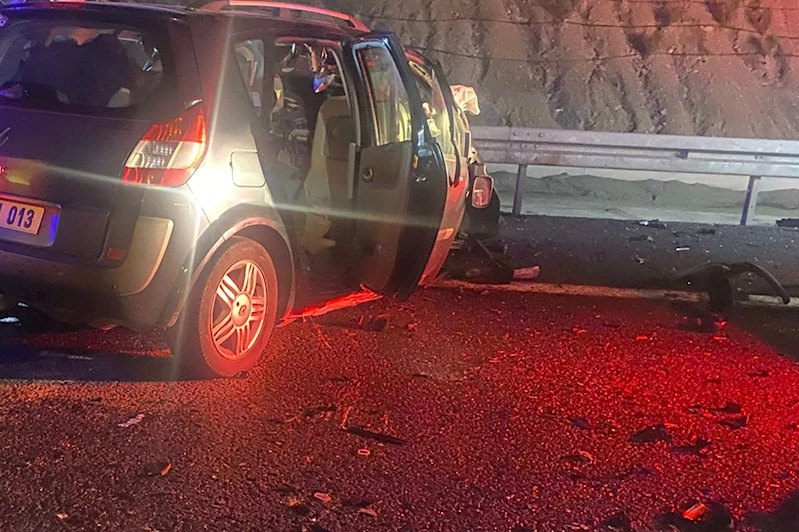 Ankara-Niğde Otoyolu’nda kaza: Ters yönde giden araç 4 can aldı