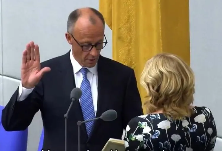  Friedrich Merz Almanya’nın Yeni Başbakanı Olarak Görevine Yemin Ederek Başladı