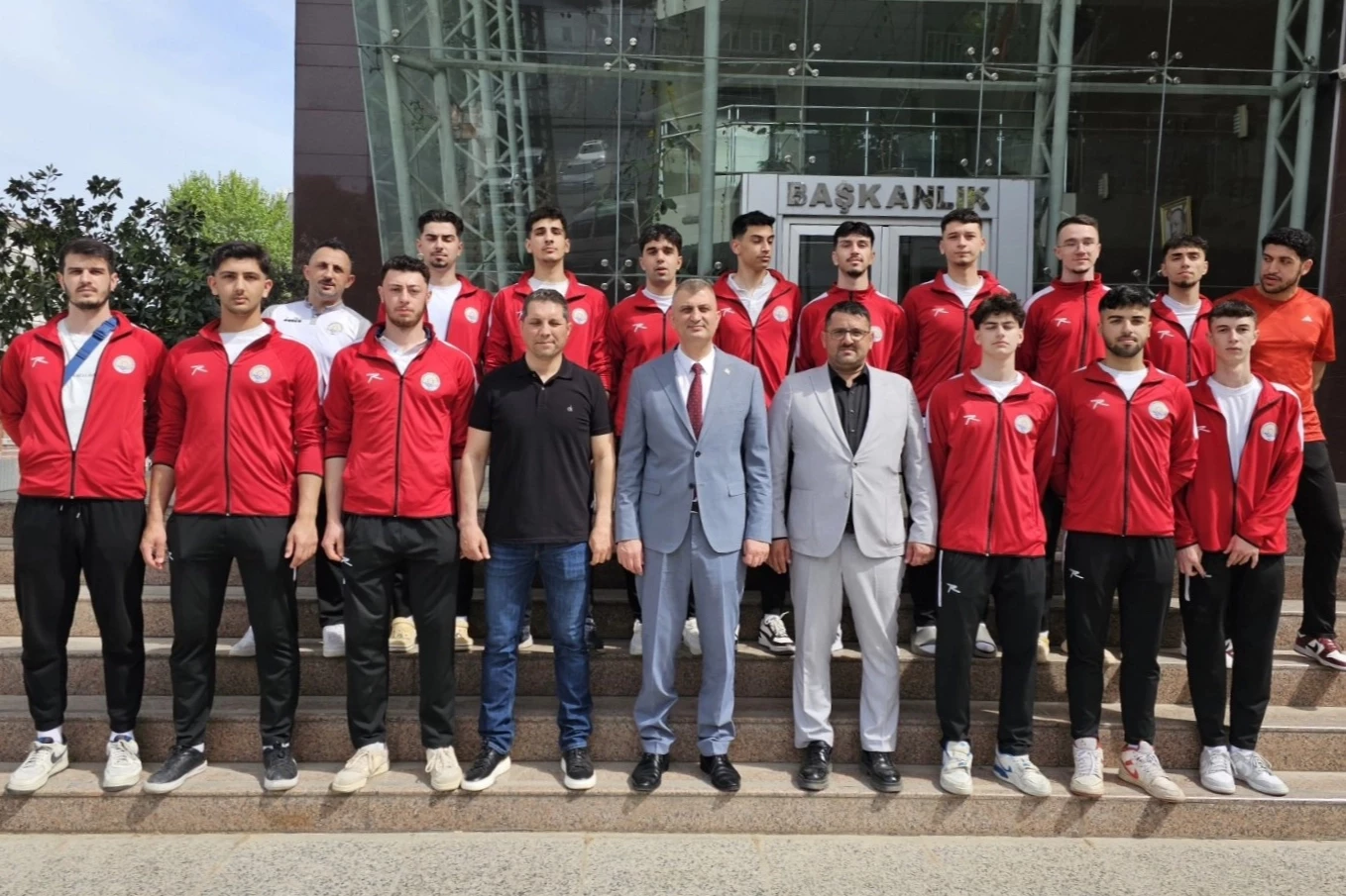 Gölcüklü voleybolcuların hedefi Türkiye Şampiyonası