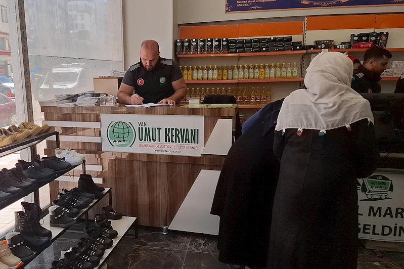 Van Umut Kervanı’ndan 350 aileye yardım 