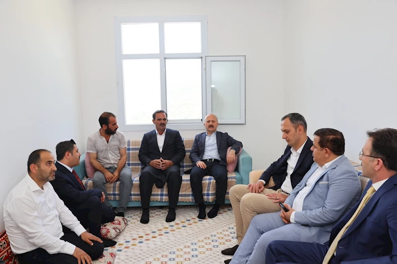 Vali Varol’un köy ziyaretleri devam ediyor 