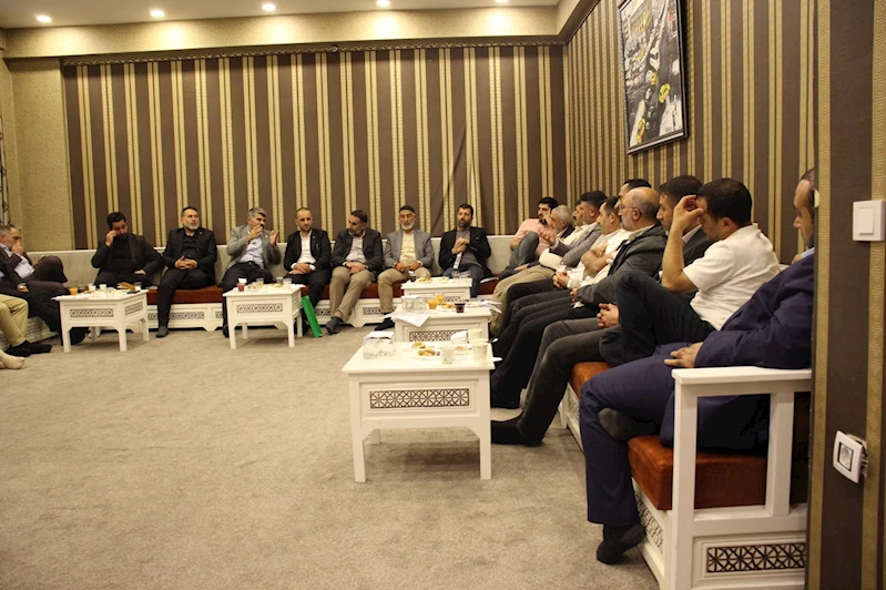 HÜDA PAR Milletvekili Dinç, STK temsilcileri ve akademisyenlerle bir araya geldi