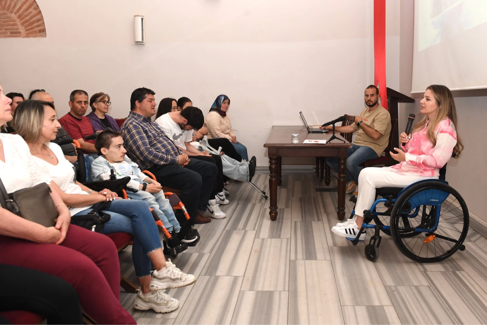 Engelli ralli pilotu Kübra’dan ilham veren hikâye