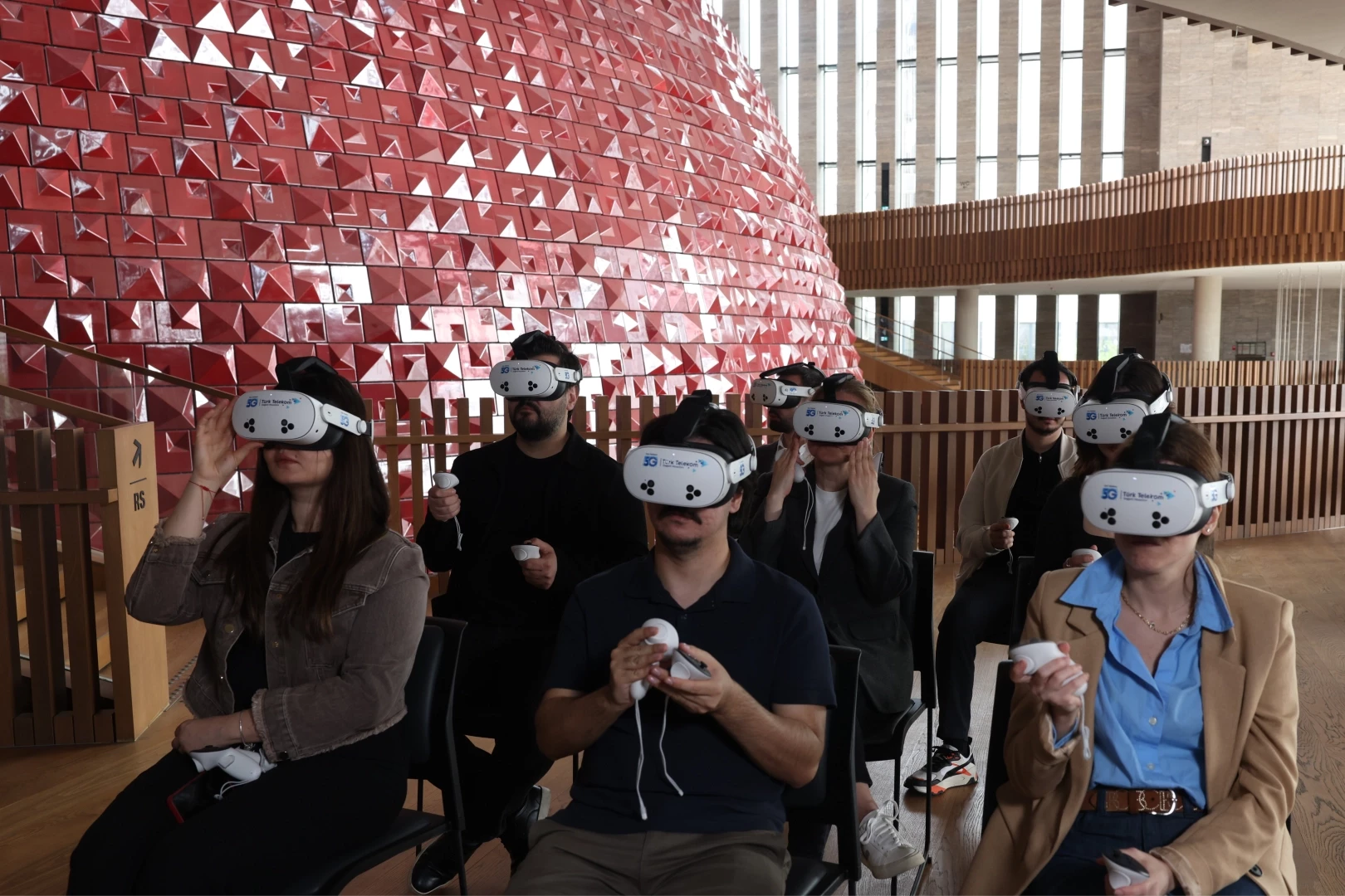 İstanbul AKM’de 5G devrimi... Sanatseverler ilk perdeyi kaçırmıyor