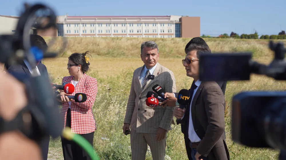 “ÜMİT ÖZDAĞ’A EZİYET ETMEK İÇİN TUTUKLULUĞUNUN DEVAMINA KARAR VERDİLER”