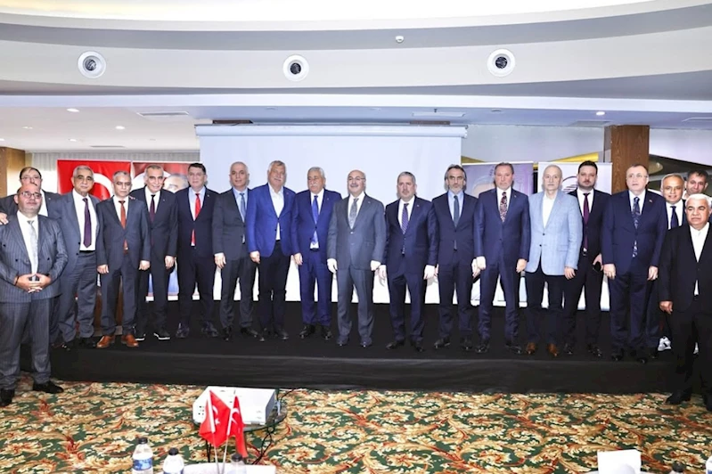 Adana Valisi Köşger: Esnafımızı desteklemeye devam edeceğiz