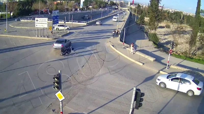 Adıyaman’da KGYS kameralarına yansıyan ilginç trafik kazaları  - Videolu Haber